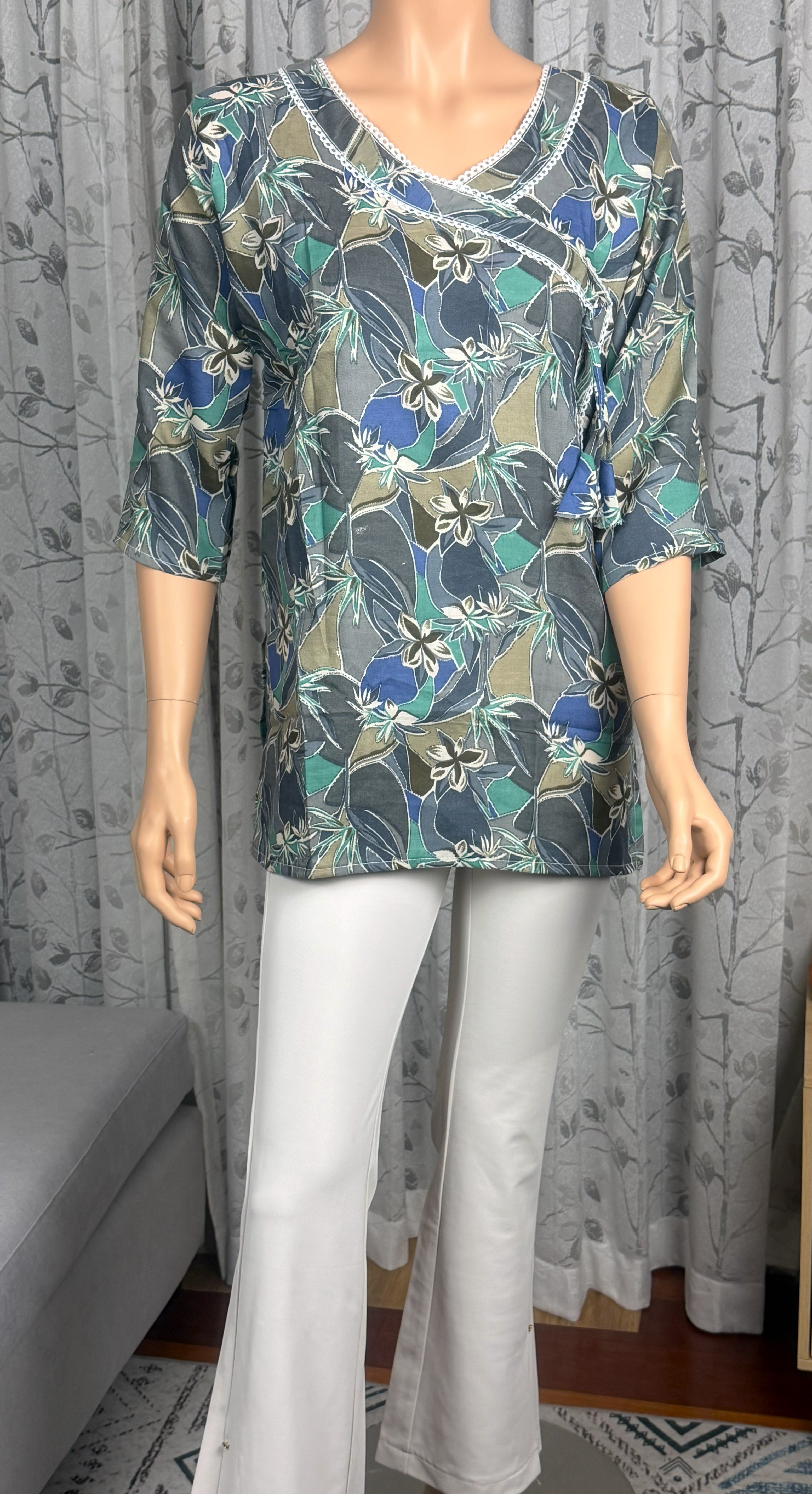 Blue Floral Print Kurti with Lace Neckline – 3/4 Sleeve Cotton Kurta